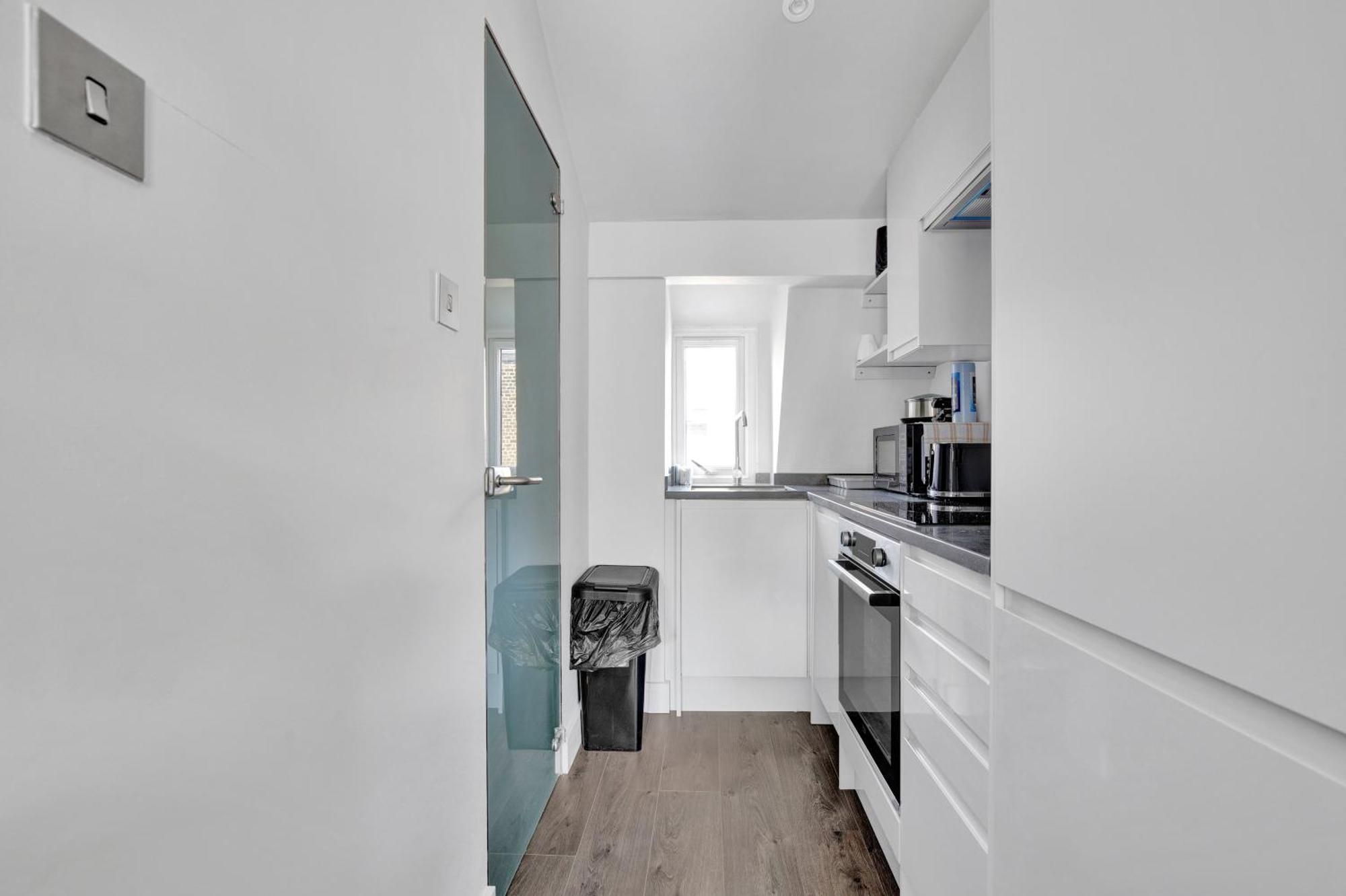 Skyline Apartament *